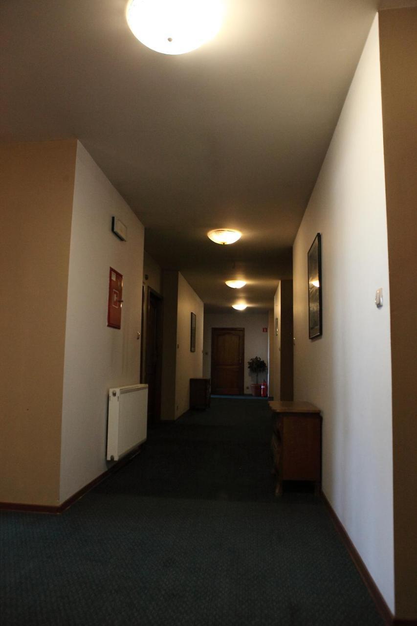 Hotel Katrina Ostrzeszów Esterno foto